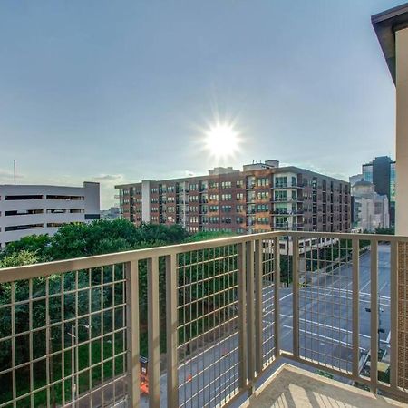 Best 5* Luxury Living Downtown Kingbed Suite ฮูสตัน ภายนอก รูปภาพ
